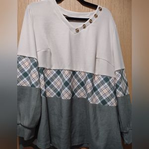 Long sleeve sweatshirt